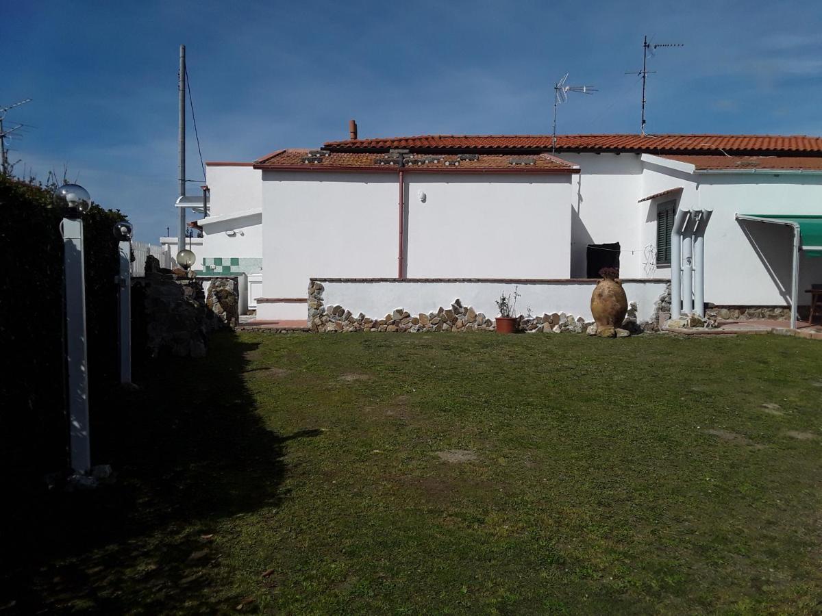 Villetta A Schiera Nei Pressi Del Mare Livorno Exterior foto